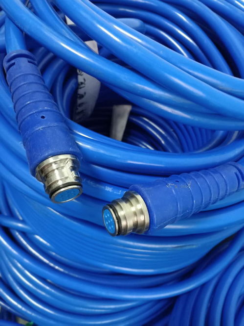 手柄控制電纜、電動(dòng)葫蘆電纜與自承式鋼索電纜 特點(diǎn)與應(yīng)用全解析